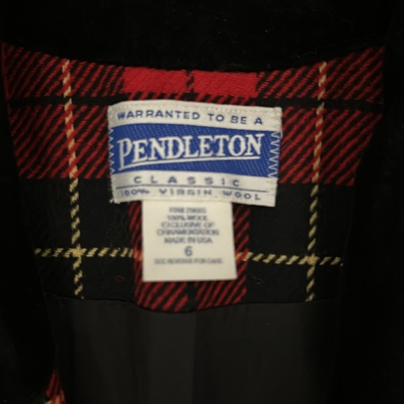 Pendleton  Womens Jacket Red Plaid Buttons Shoulder Pads Flap Pockets USA Plus 6 - Picture 2 of 2